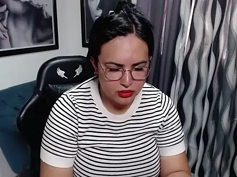 Snapshot of Amazing_Conny chatting on 05/31/26, 04:31 Amazing Conny online show from 05/31/26, 04:31