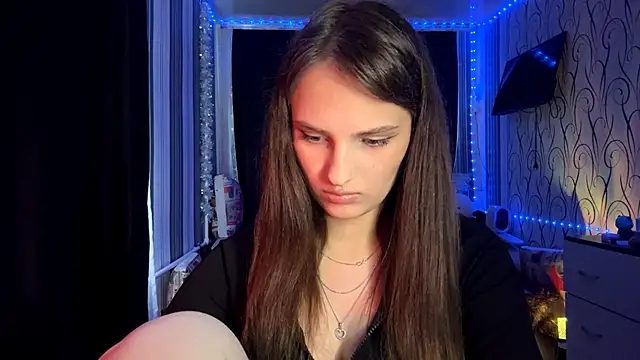 Snapshot of Jensenlove chatting on 05/18/26, 12:00 Jensenlove online show from 05/18/26, 12:00
