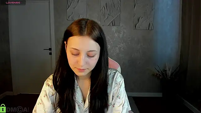 Snapshot of Tracey_Gill chatting on 05/31/26, 01:03 Tracey Gill online show from 05/31/26, 01:03