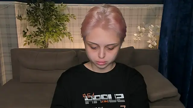 Emmy-Brooks online show from 07/20/26, 01:42