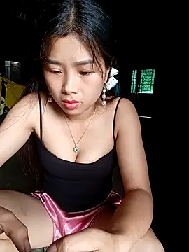 Snapshot of Kirix_adra chatting on 05/18/26, 04:07 Kirix adra online show from 05/18/26, 04:07
