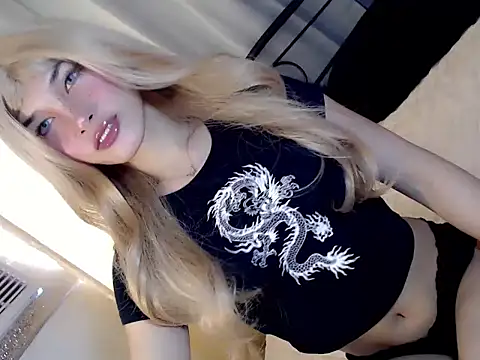 Lily holly online show from 06/04/26, 12:05
