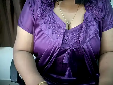Snapshot of MALLU_WAVEZZZ chatting on 06/02/26, 03:14 MALLU WAVEZZZ online show from 06/02/26, 03:14