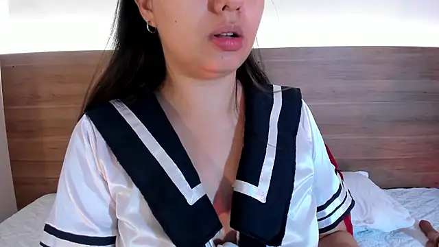 thamiina   online show from 07/17/26, 11:50