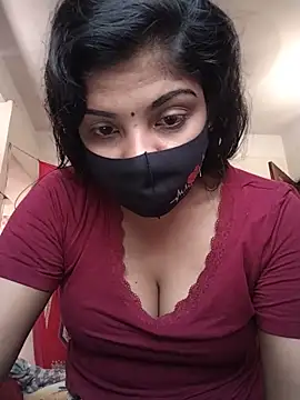 Snapshot of Lok_Me chatting on 06/12/26, 01:37 Lok Me online show from 06/12/26, 01:37