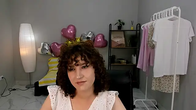 Snapshot of Miriam_Boshe chatting on 05/16/26, 10:36 Miriam Boshe online show from 05/16/26, 10:36