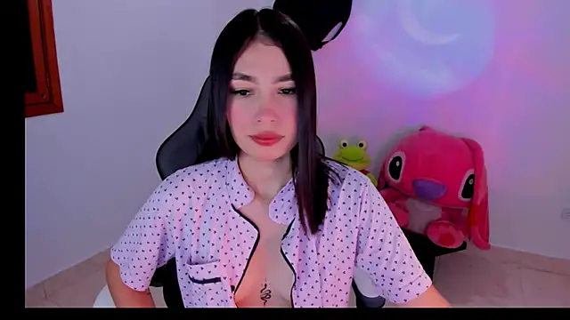 Snapshot of Scarleth_Ferrec chatting on 06/08/26, 02:34 Scarleth Ferrec online show from 06/08/26, 02:34
