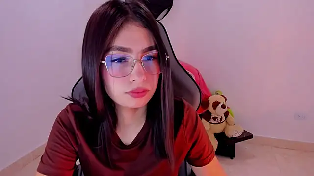 Scarleth Ferrec online show from 07/12/26, 08:33