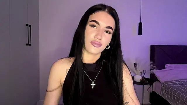 Snapshot of KarieEgge chatting on 06/02/26, 03:03 KarieEgge online show from 06/02/26, 03:03