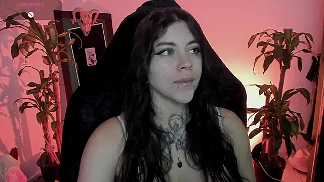 MissCharlottte 18 online show from 07/08/26, 04:06