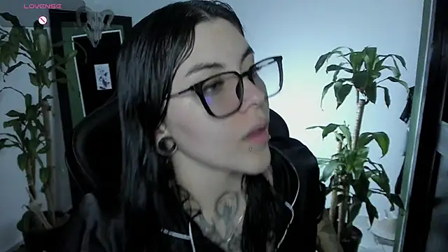 MissCharlottte 18 online show from 07/22/26, 05:32
