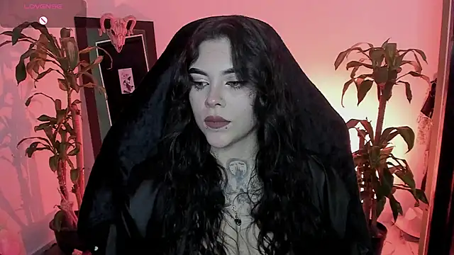 MissCharlottte 18 online show from 07/28/26, 03:02