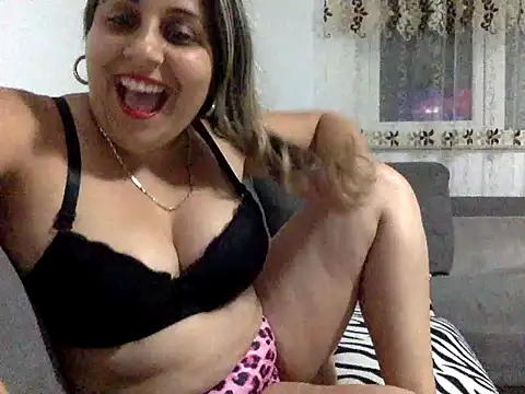 Snapshot of Antoniasweet chatting on 05/16/26, 06:50 Antoniasweet online show from 05/16/26, 06:50