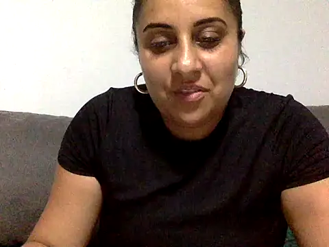 Snapshot of Antoniasweet chatting on 06/04/26, 06:36 Antoniasweet online show from 06/04/26, 06:36