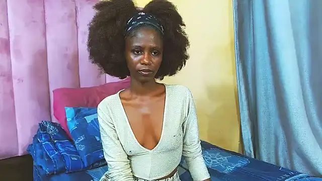 SexySlimTeaXx online show from 06/18/26, 03:38