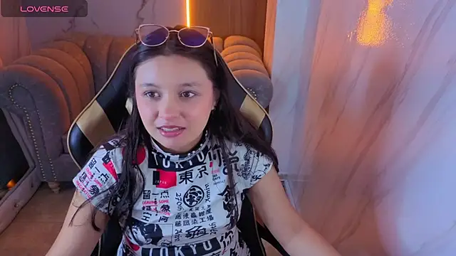 HoneyDoll tf online show from 07/23/26, 01:31