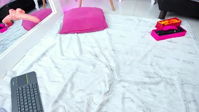 Beautyebony  online show from 07/28/26, 03:21