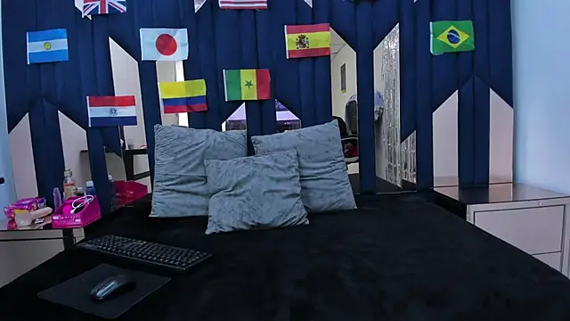 Sofia SyS online show from 07/04/26, 02:01