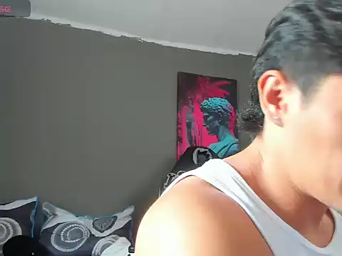 Snapshot of Erick_Wallace chatting on 06/13/26, 02:37 Erick Wallace online show from 06/13/26, 02:37