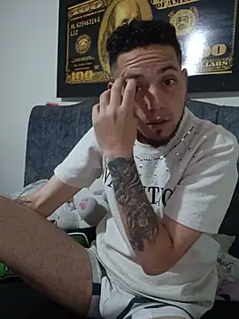 Snapshot of jack_cherry_pieoficial chatting on 05/24/26, 02:38 jack cherry pieoficial online show from 05/24/26, 02:38