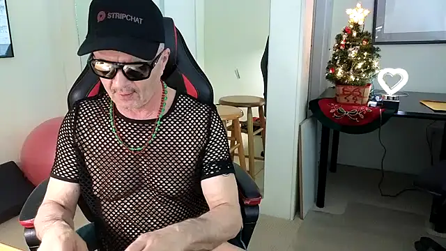 hotdadbod online show from 12/21/24, 08:43