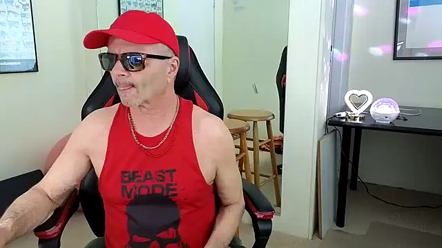 hotdadbod online show from 12/30/24, 09:19