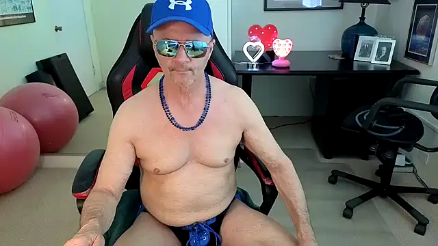 hotdadbod online show from 09/19/25, 08:31