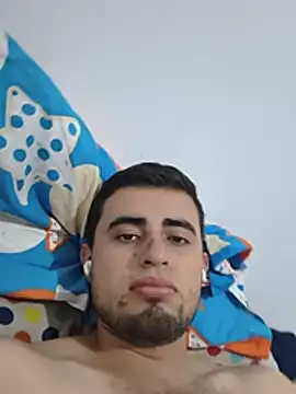 Alejo10051 online show from 06/08/26, 08:42