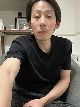 Snapshot of yan638 chatting on 05/21/26, 12:23 yan638 online show from 05/21/26, 12:23
