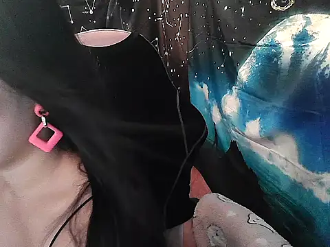 Snapshot of Cute4cumm chatting on 05/30/26, 06:43 Cute4cumm online show from 05/30/26, 06:43