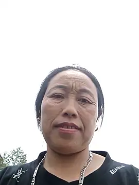 Snapshot of lili_anhh chatting on 05/29/26, 05:16 lili anhh online show from 05/29/26, 05:16
