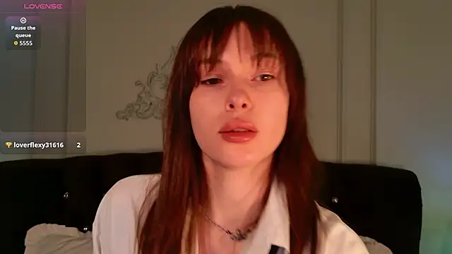 Snapshot of Mili_Joy chatting on 05/17/26, 06:26 Mili Joy online show from 05/17/26, 06:26