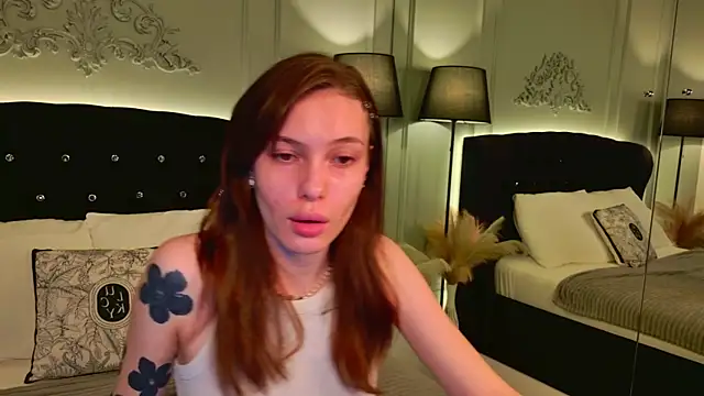 Mili Joy online show from 07/19/26, 06:33