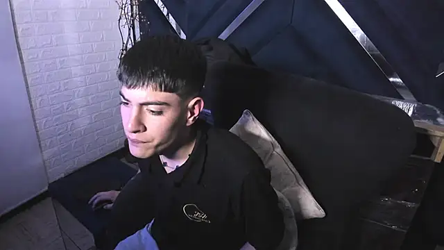 andylol330 online show from 07/18/26, 05:55