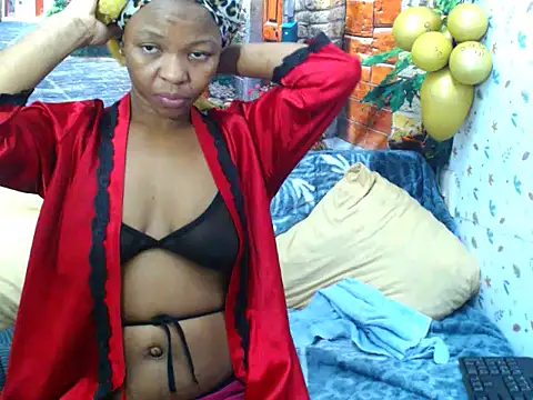 Snapshot of ebonymeera chatting on 06/12/26, 09:14 ebonymeera online show from 06/12/26, 09:14