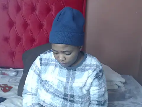 African Busty online show from 07/17/26, 07:52