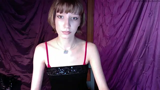 Snapshot of AlexaWetDream chatting on 05/28/26, 01:30 AlexaWetDream online show from 05/28/26, 01:30