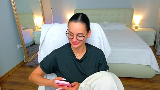 BabyyGirll  online show from 07/24/26, 05:05
