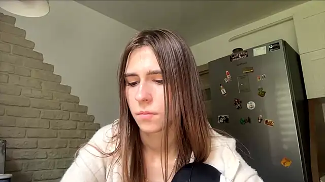 ZaraGuyette online show from 07/28/26, 11:17