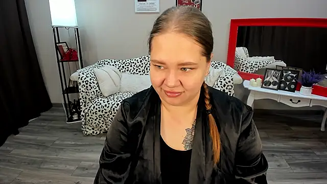 Snapshot of DianaKristol chatting on 06/06/26, 06:12 DianaKristol online show from 06/06/26, 06:12