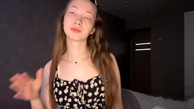 Emily Mur  online show from 07/13/26, 04:59