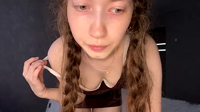Emily Mur  online show from 07/28/26, 11:17