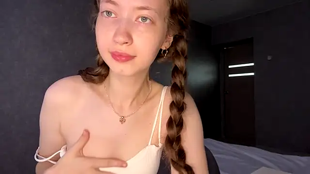 Emily Mur  online show from 07/31/26, 05:07
