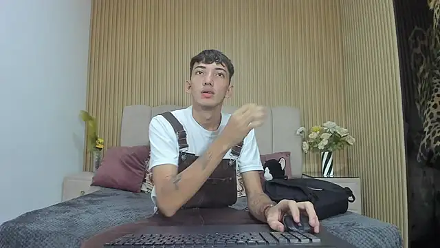 MichaelVasquex online show from 05/27/26, 12:46