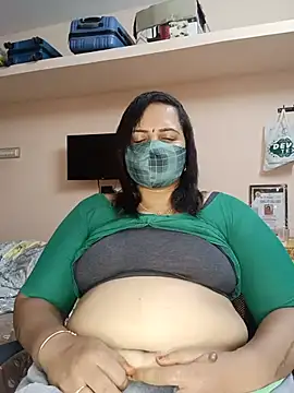 pirainilla online show from 07/28/26, 06:20