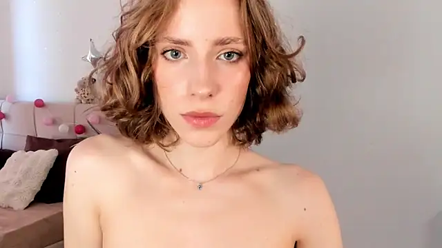 Snapshot of imogensy chatting on 05/29/26, 02:04 imogensy online show from 05/29/26, 02:04