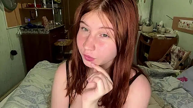 EmmaLovelyBB online show from 06/10/26, 06:40