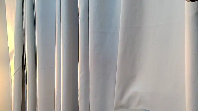 isabella luxet online show from 07/26/26, 01:29