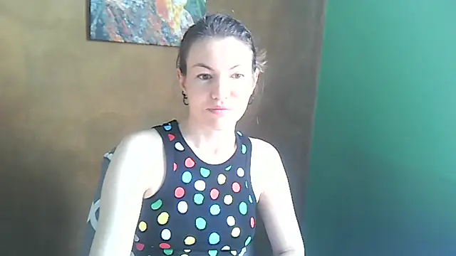 Snapshot of Margarett chatting on 05/16/26, 09:28 Margarett online show from 05/16/26, 09:28