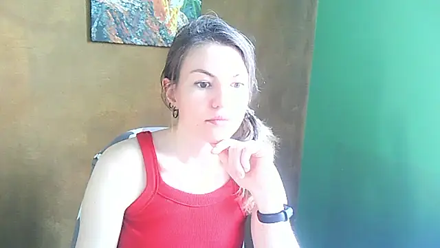 Snapshot of Margarett chatting on 05/19/26, 11:27 Margarett online show from 05/19/26, 11:27